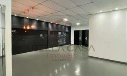 Prédio  comercial   Santa  clara  1400m2   de area  construida    15 banheiros    escritórios