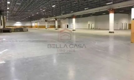Excelente galpão para locação com4500m² em vão livre