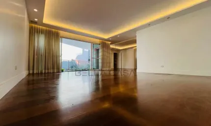Apartamento a venda 235m² - Alto Padrão - 3 suítes - 3 vagas - um por andar