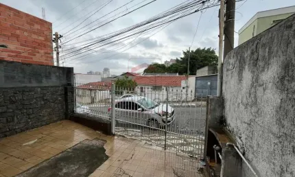 Casa térrea para reforma  - santa clara - ótimo terreno - rua tranquila- 2 vagas para carro  pequeno