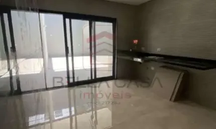 Sobrados Novos a venda - 3 dormitórios - 2 suites - 2 vagas - Quintal