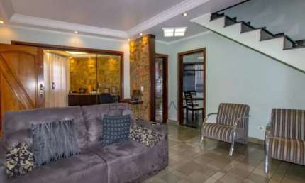 Casa a venda rua Silva Coutinho - Mooca, quintal e entrada lateral