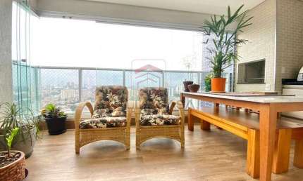 Apartamento a Venda Tatuapé 3 quartos 1 suíte lavabo  3 vagas  depósito 118 m²