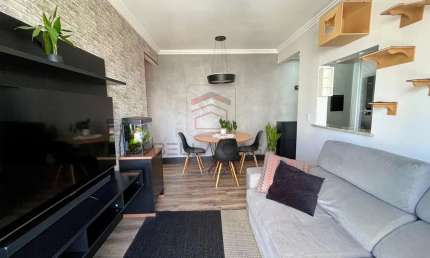 Apartamento a venda com 2 quartos e 1 vaga de garagem