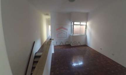 Casa com 2 quartos para alugar na Rua Tobias Barreto, 751, Mooca, São Paulo