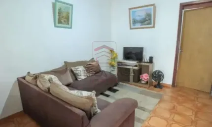 Sobrado para venda - 112m² -  2 quartos, 1 suíte, banheiro de serviço e 1 vaga coberta de garagem