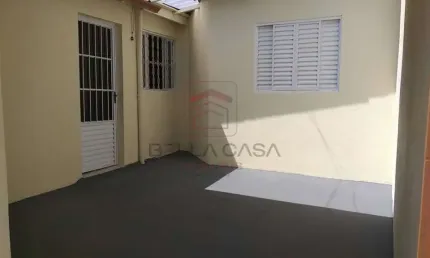 casa  térrea    1 dormitório  sala  cozinha    banheiro    e   lavanderia