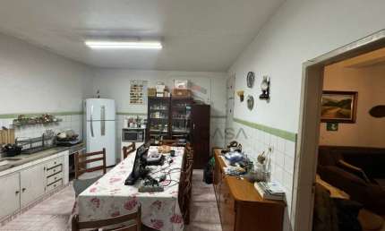 Casa, edícula e um salão no Sítio Pinheirinho, 300m2