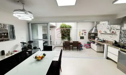 Casa a venda em condominio fechado no bairro da mooca com quintal e piscina