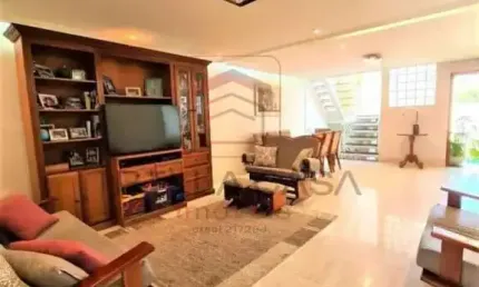 Sobrado com 3 Quartos à venda, 133m² - Jardim Maria Estela