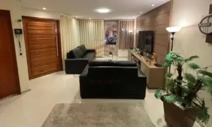Sobrado com 3 Quartos e 4 banheiros à Venda, 197 m²