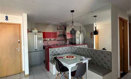 Apartamento com 3 quartos à venda em Barro Duro - AL