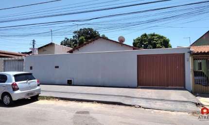 Casa com 3 quartos à venda na Dona Rosa Amélia Sócrates Amorim, Parque Veiga Jardim, Aparecida de Goiânia por R$ 380.000