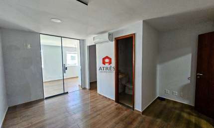 Sala comercial para alugar na Avenida Deputado Jamel Cecílio, 3310, Jardim Goiás, Goiânia por R$ 2.300