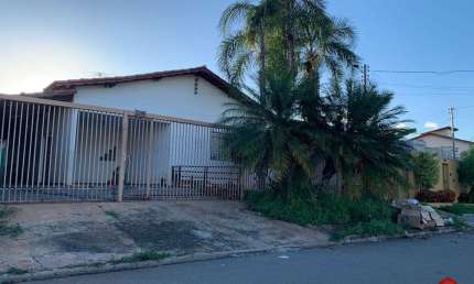 Casa com 4 quartos à venda na da Lagosta, Jardim Atlântico, Goiânia por R$ 590.000