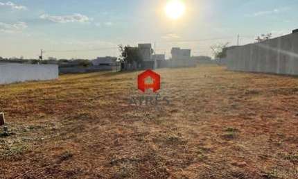 Terreno à venda na País de Gales, Terras Alpha Residencial 2, Senador Canedo por R$ 200.000