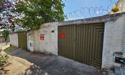 Casa com 2 quartos para alugar na 241, 74, Setor Leste Universitário, Goiânia por R$ 1.250