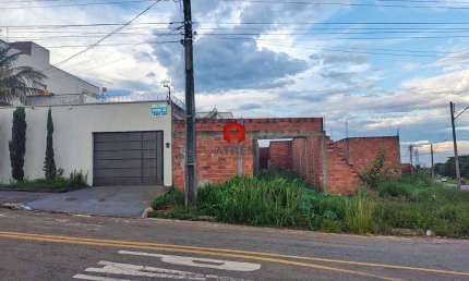 Terreno à venda na Valle Grande, Setor Três Marias, Goiânia por R$ 320.000