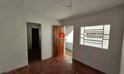 Casa com 2 quartos para alugar na 237, 74, Setor Leste Universitário, Goiânia por R$ 1.500