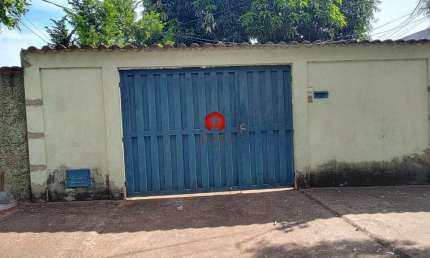 Casa com 2 quartos à venda na Petróleo, Parque Oeste Industrial, Goiânia por R$ 450.000