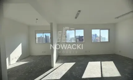 APARTAMENTO 3 QUARTOS E 2 VAGAS EM CONDOMÍNIO CLUBE NO ÁGUA VERDE
