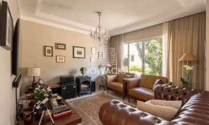 CASA SEMI MOBILIADA COM 4 DORMITORIOS, SUITE E 3 VAGAS EM SANTA FELICIDADE