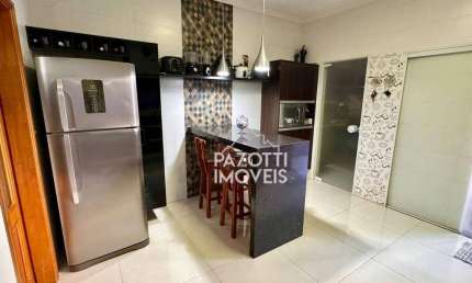 Casa com 4 dormitórios à venda, 238 m² por R$ 742.000,00 - Área Industrial - Jardinópolis/SP