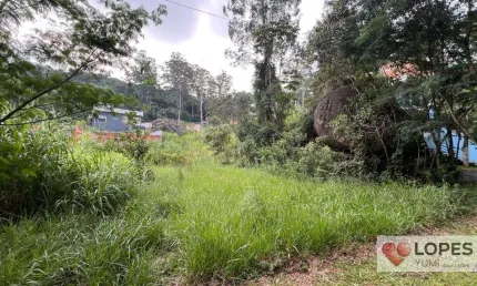 Terreno em condomínio fechado em local tranquilo e arborizado 837 metros  (plano)