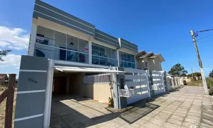 Duplex de 2 Dormitórios - Bairro Zona Nova em Tramandaí/RS