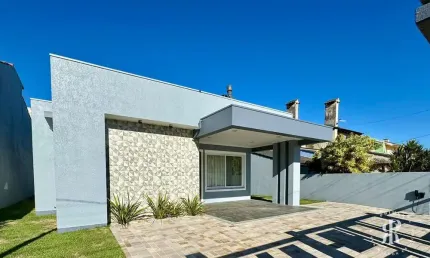 Casa de Alto Padão a 150 metros da praia em Imbé/RS