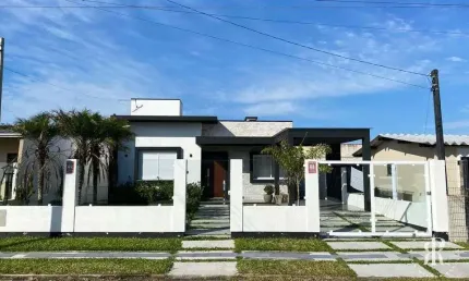 Belissima Residência pertinho do Mar de Nova Tramandaí/RS