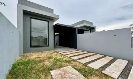 Casa geminada 3 dormitórios em região de moradores em Tramandaí/RS