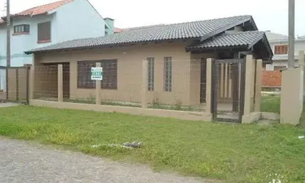 Casa com 3 quartos à venda na Rua 03 De Outubro, 2717, Zona Nova, Tramandaí