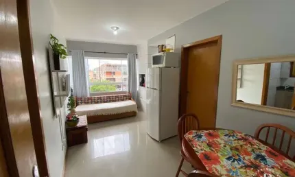 Apartamento 1 Dormitório - Bairro Centro de Tramandaí.
