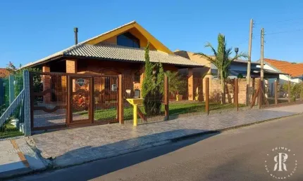 Casa com 3 quartos à venda na Avenida Caldas Júnior, 2591, Centro, Tramandaí
