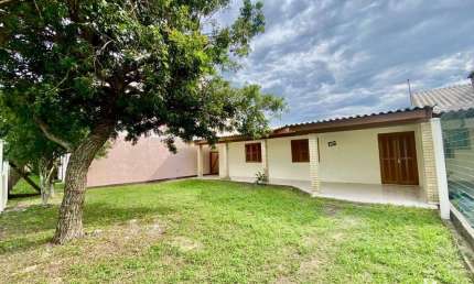 Linda residência em Nova Tramandaí/RS composta por 3 dormitórios