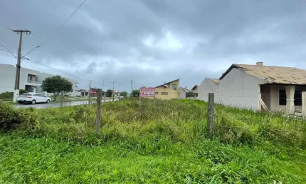 Terreno de esquina na Avenida Caxias do Sul na praia do Imbé