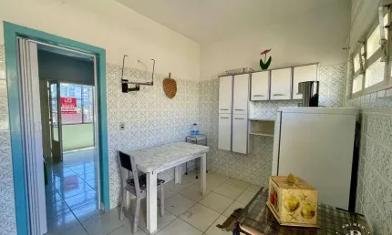 Excelente apartamento de 02 dormitórios no centro de Tramandaí
