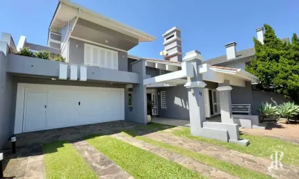 Sobrado incrível ao lado da Ubatuba de Farias, em Tramandaí/RS