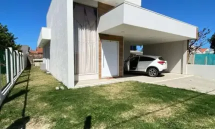 Excelente residência com 2 Dormitórios - Bairro Zona Nova em Tramandaí