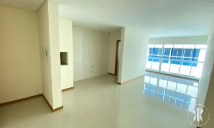 Excelente Apartamento 2 Dormitórios novo no centro de Tramandaí