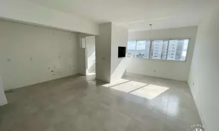 Apartamento com 02 dormitórios de exelênte e bela vista no centro de tramandaí.