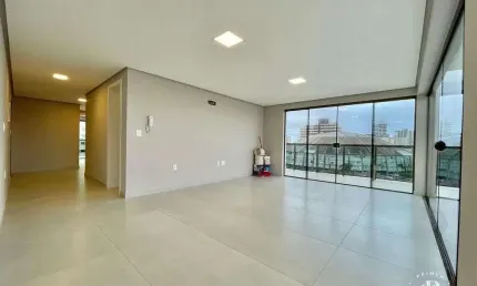 Apartamento 3 Dormitórios - Bairro Centro de Tramandaí.