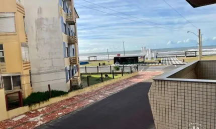 Apartamento 2 Dormitórios na beira mar de Tramandaí