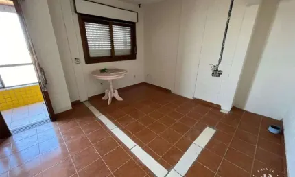 Apartamento 4 Dormitórios - Bairro Centro em Tramandaí