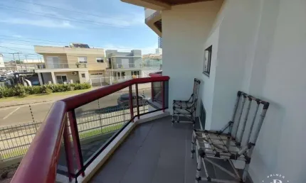 Apartamento 2 Dormitórios, próximo ao mercado Nacional no coração de Tramandaí.