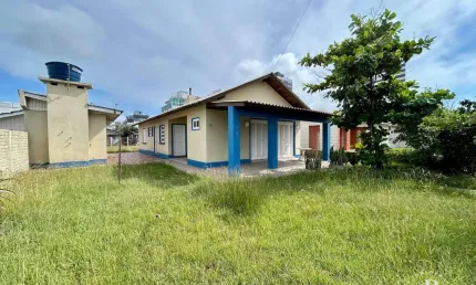 Casa com 4 quartos à venda na Rua 03 De Outubro, 1970, Centro, Tramandaí