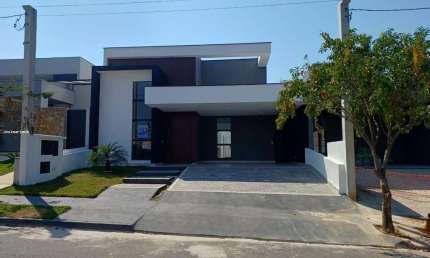 Casa em Condomínio para Venda em Sorocaba, Aparecidinha, 3 dormitórios, 3 suítes, 1 banheiro, 4 vagas