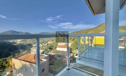 Casa em Condomínio para Venda em Teresópolis, Albuquerque, 4 dormitórios, 1 suíte, 3 banheiros, 2 vagas
