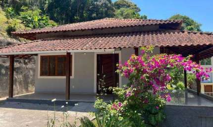 Casa em Condomínio para Venda em Teresópolis, Prata, 3 dormitórios, 2 suítes, 3 banheiros, 4 vagas